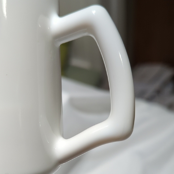 Disney White Mug with Gold Castle This Is Walt Disney World 50th Anniversary.. - Picture 10 of 12